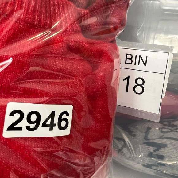 Puff Sleeve Sweater - Picture 7 of 7